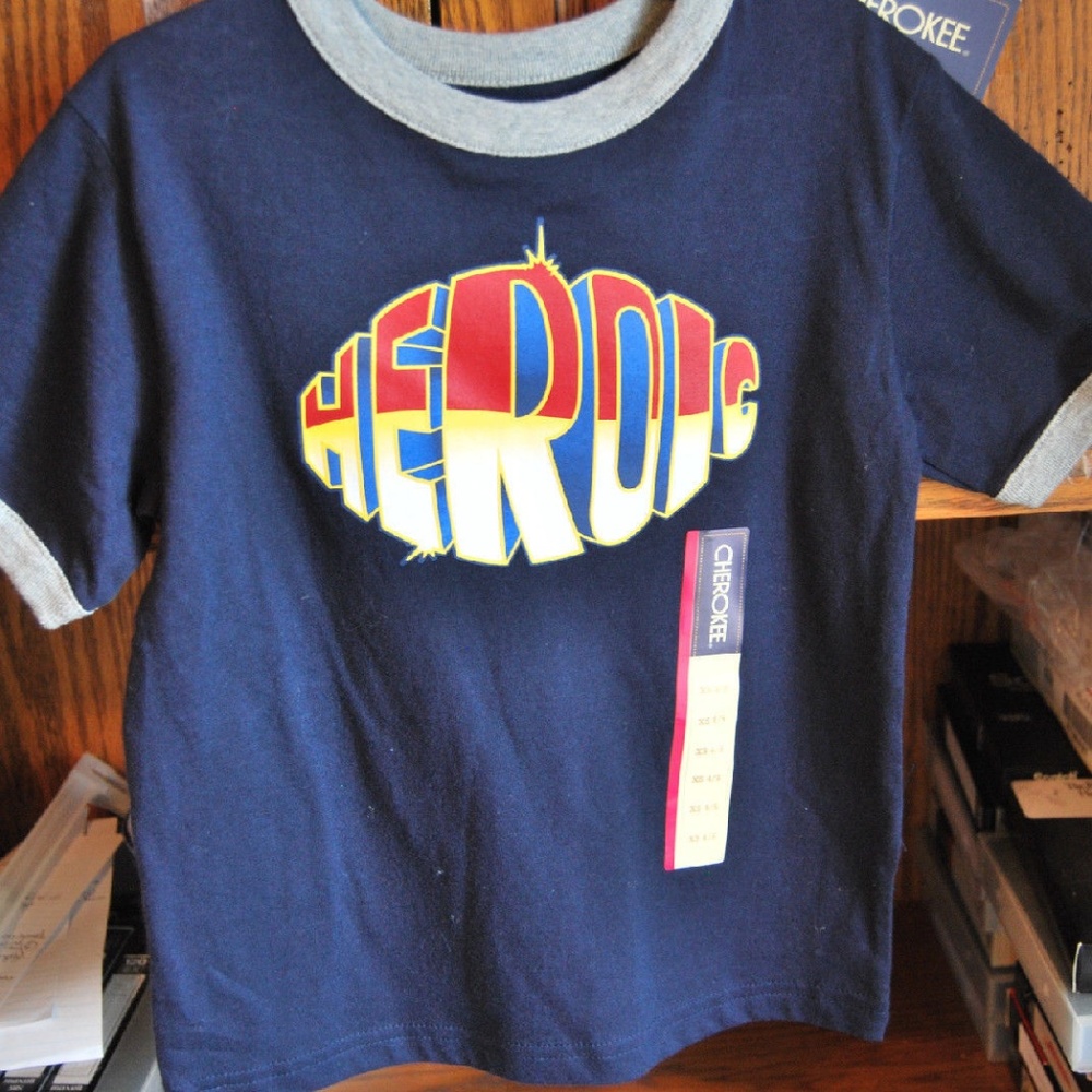 Graphic Heroic Boys T-shirt Top XS 4-5